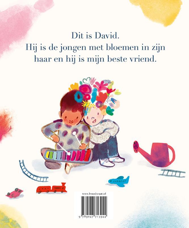 De jongen met bloemen in zijn haar 2