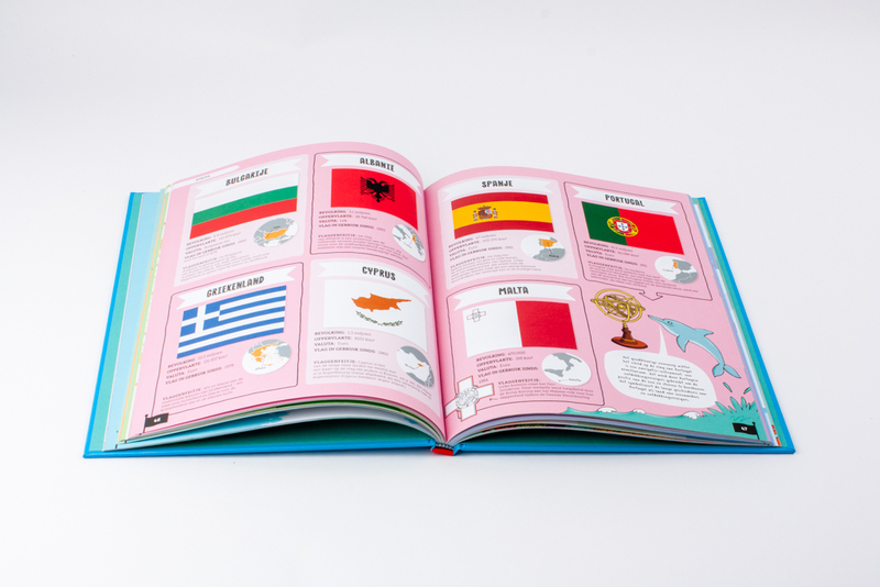 Het kaarten- en vlaggenboek 4