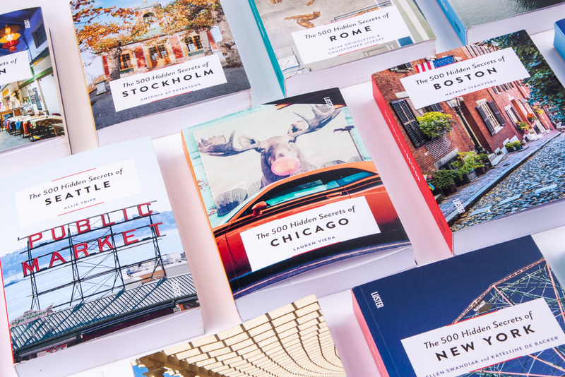 The 500 hidden secrets of Chicago 8