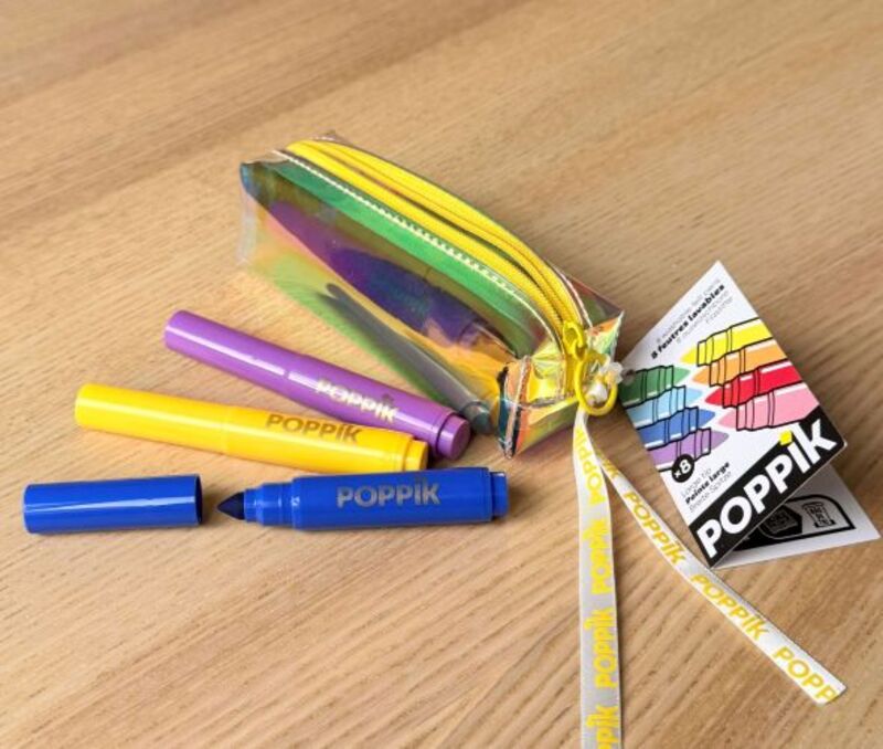 Omslag van boek: Etui met 8 dikke stiften